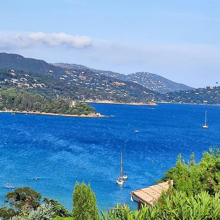 T2 Centre Ville/plage/commerces/clim Apartment