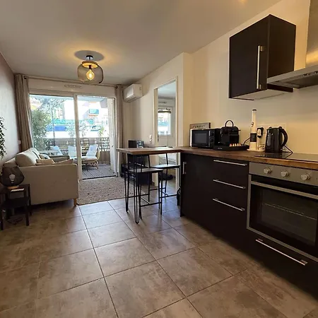 T2 Centre Ville/plage/commerces/clim