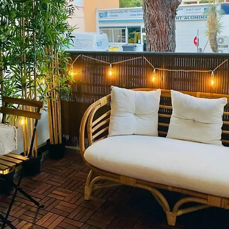 T2 Centre Ville/plage/commerces/clim Apartment