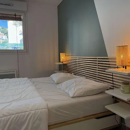 Apartment T2 Centre Ville/plage/commerces/clim Le Lavandou